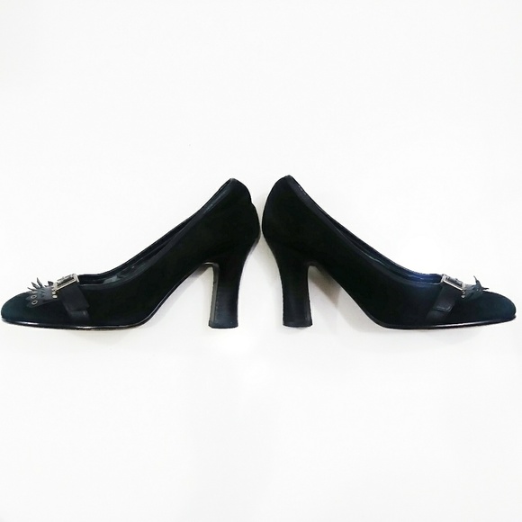 🚺 YELLOW BOX Black Suede & Leather Pumps - Picture 2 of 5